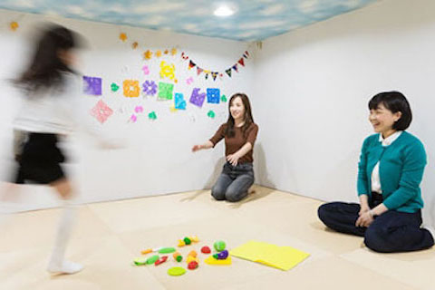 キッズスペースもあるのでお子様とご一緒に。 Kids space
