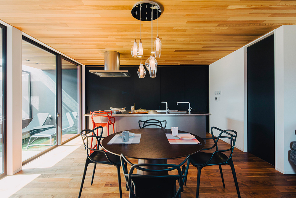 日差しが心地よい、2階リビングの少し特別な空間