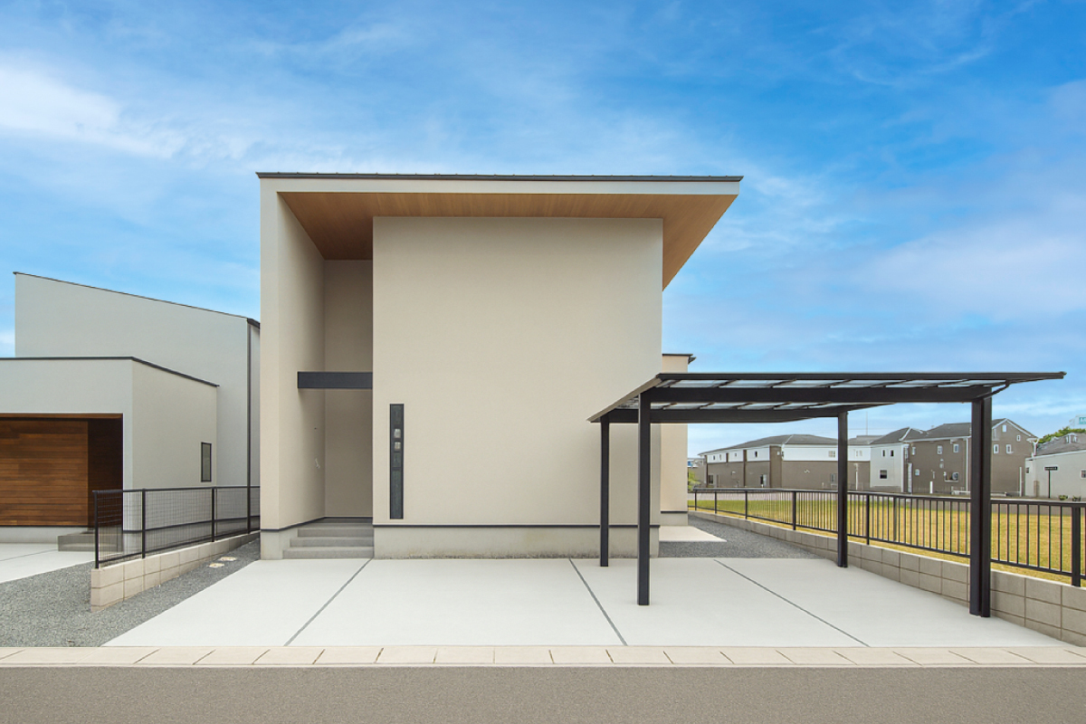 質感と色味にこだわった外壁